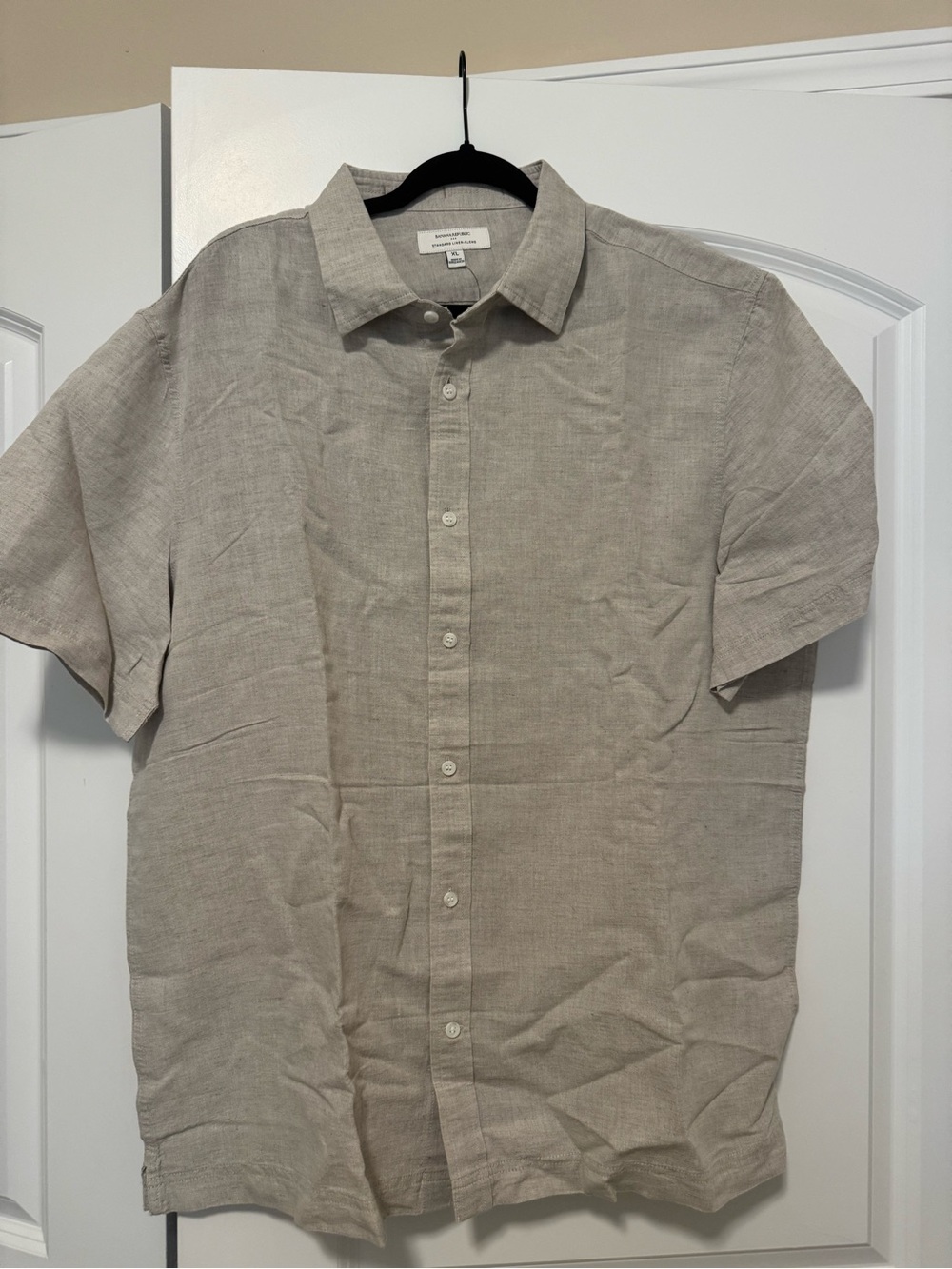 Banana Republic Men's Short-Sleeve Button-Down Linen Shirt - Beige
